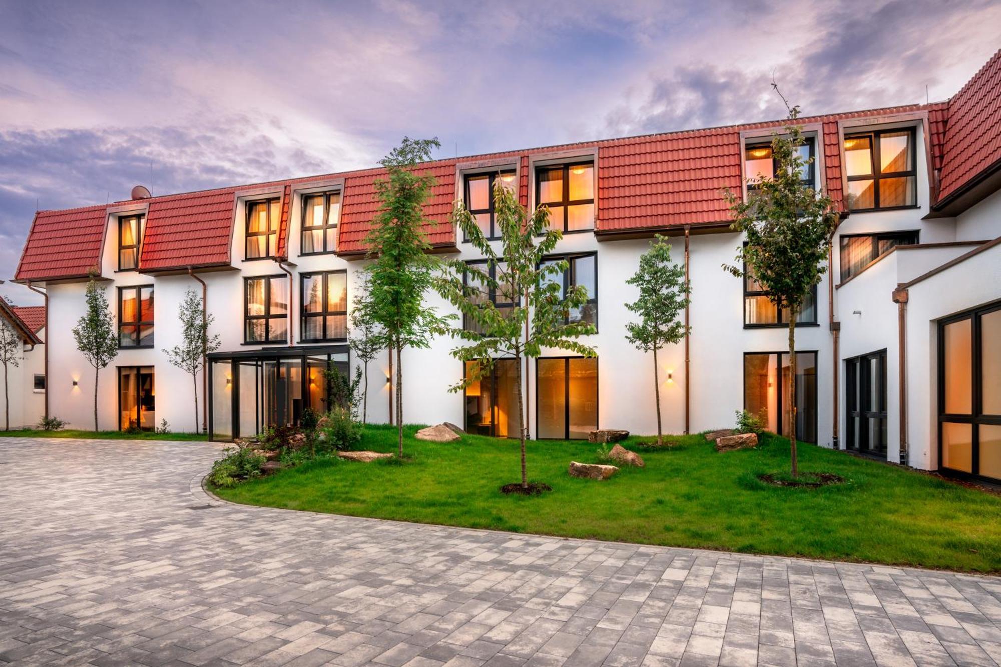 Landhotel Gruener Wald Neuhausen  外观 照片